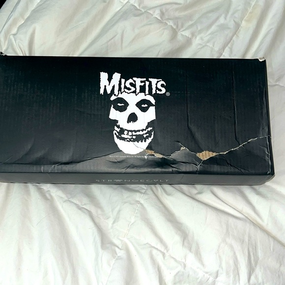 Strange cvlt misfits line women’s size 11 Lydia Flats - Picture 3 of 10